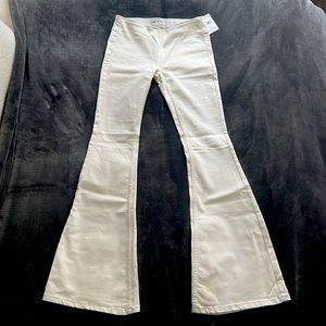 NWT Free People flared cream-colored pants